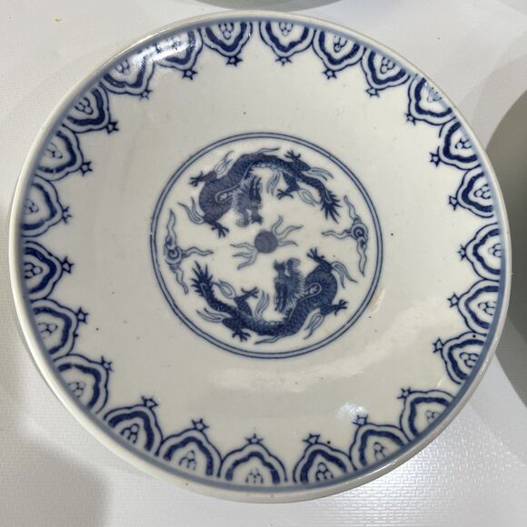Pier 1 Imports Plates Chinese Blue Double Dragons Set of 4 (2 ~8.75" & 2 ~ 7.5") - Picture 3 of 16
